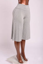 Load image into Gallery viewer, Capri gaucho pants
