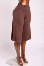 Load image into Gallery viewer, Capri gaucho pants
