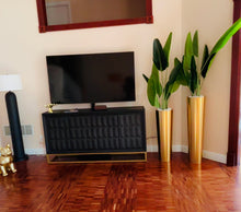 Load image into Gallery viewer, High class floor vase
