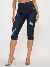 Load image into Gallery viewer, Mid Rise Subtle Distress Capri Pants

