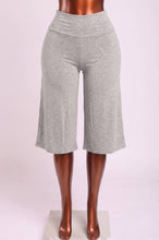 Load image into Gallery viewer, Capri gaucho pants
