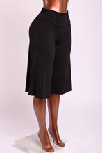 Load image into Gallery viewer, Capri gaucho pants
