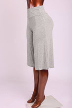 Load image into Gallery viewer, Capri gaucho pants
